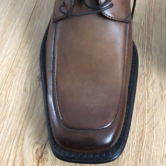 Men’s Kenneth Cole dress shoes. Size 8M. Run bigger than 8, toe bed is narrow. - Picture 2 of 4